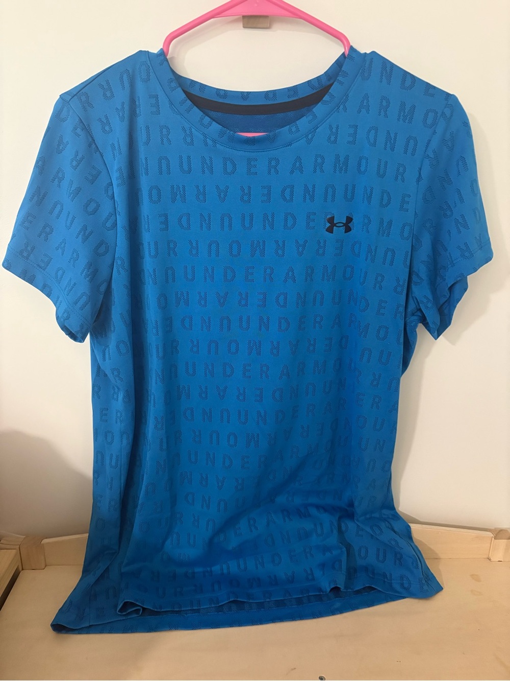 Under Armour Blue Jacquard Logo Performance Tee Women’s Large